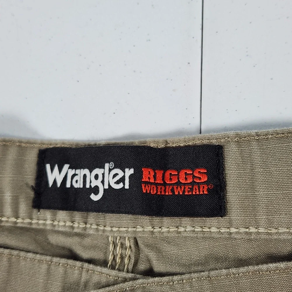 Wrangler Riggs Workwear Mens Tan‎ Ripstop Carpenter Shorts Utility Khaki 40